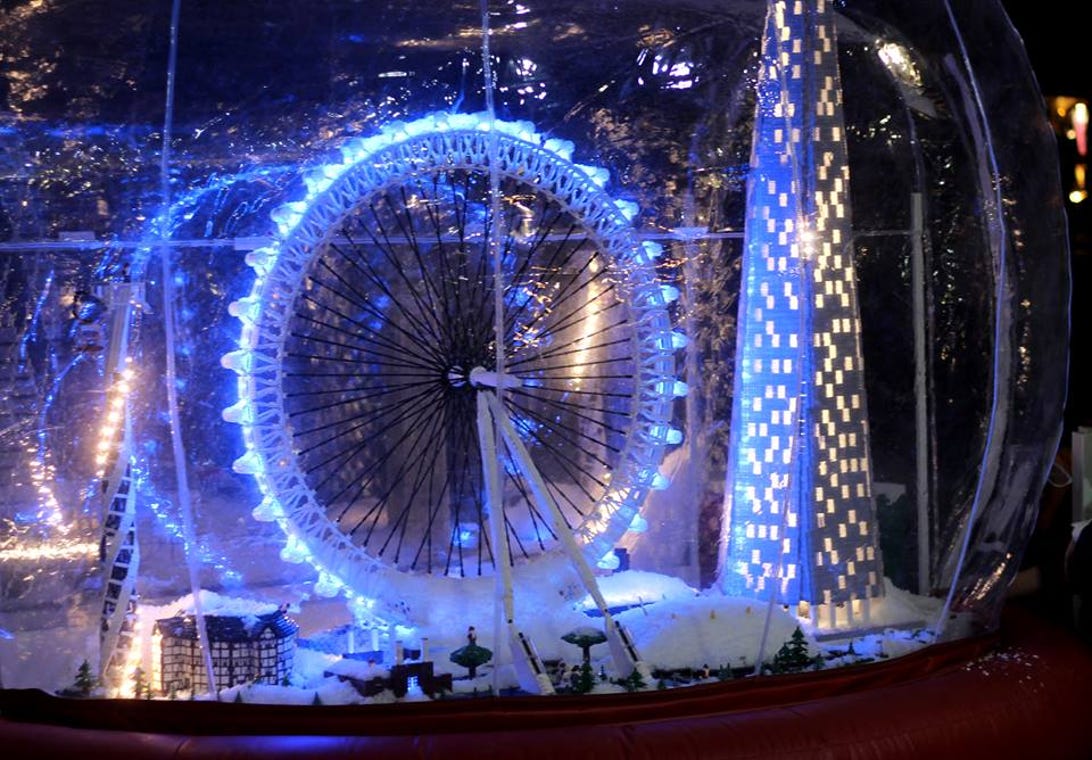 Lego snow globe Ferris wheel