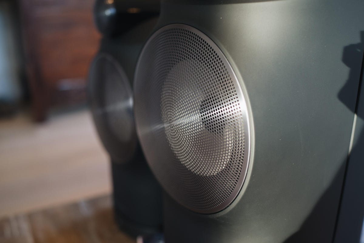 bowers-wilkins-2019-formation-duo-wedge-bar-bass-4