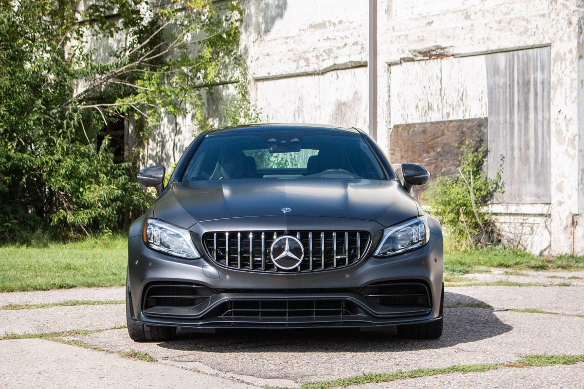 2020-mercedes-amg-c63-s-coupe-24