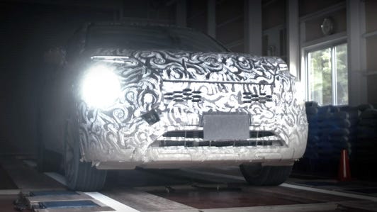 2022 Mitsubishi Outlander teaser