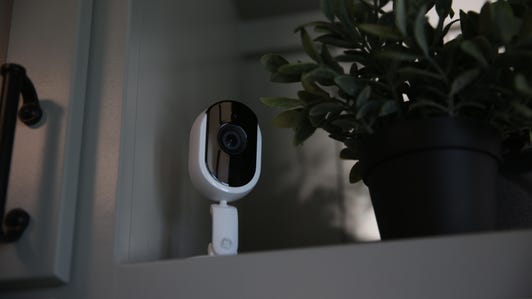 cync-indoor-smart-camera-lifestyle-1