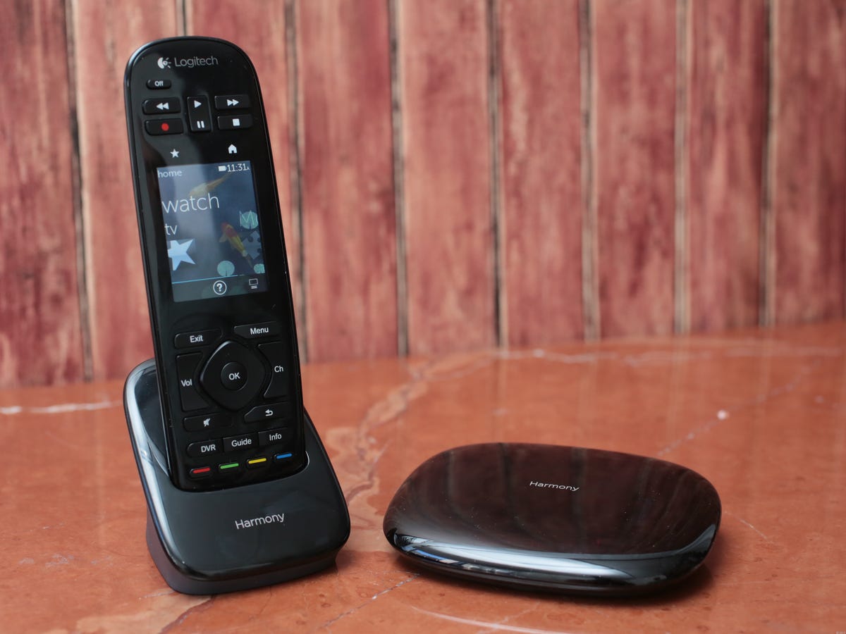 Behandling krave instinkt Logitech Harmony Ultimate universal remote review: A remote that almost has  it all - CNET