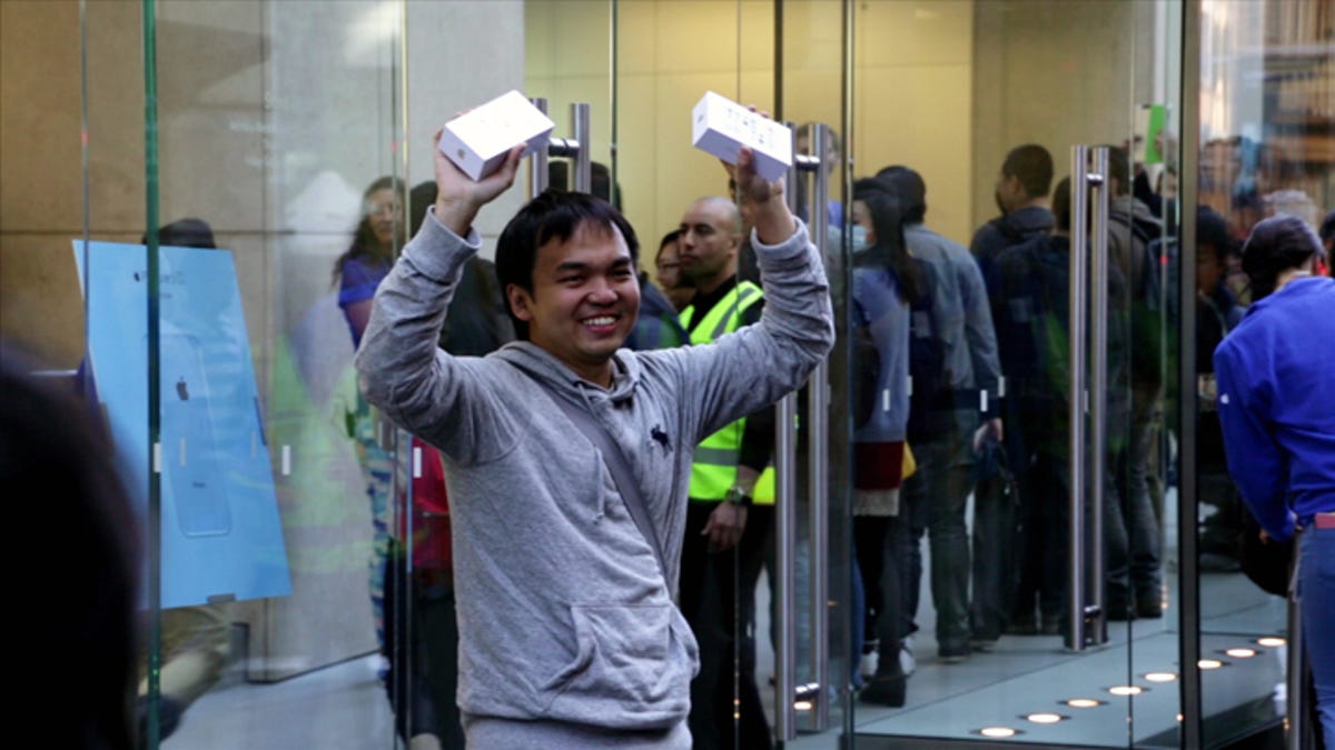 The first buyer of the iPhone 5S in Sydney, Australia last month.