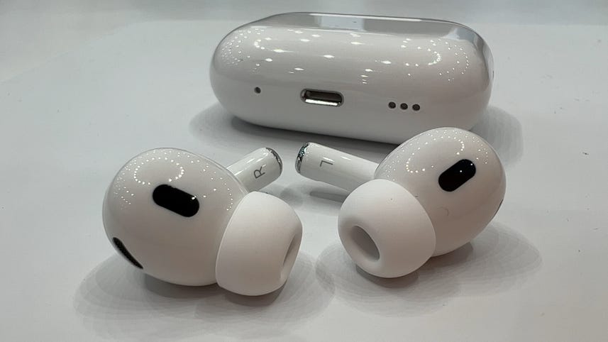 Apple AirPods Pro (2022) Look: the New Higher-End Wireless - Video - CNET