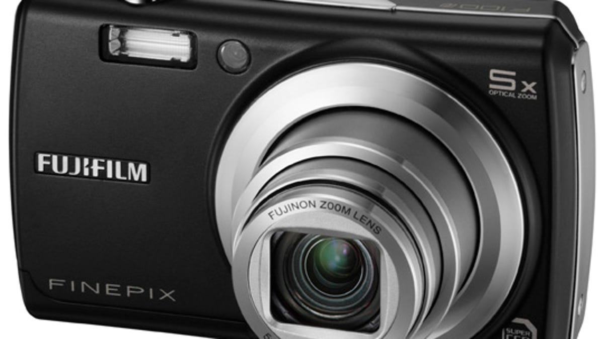 With Face Detection 3.0, sensitivity up to ISO 3,200 at full 12MP resolution, and a 5x optical zoom lens, the F100fd carries on the tradition of the company's feature-rich F-series compact cameras.