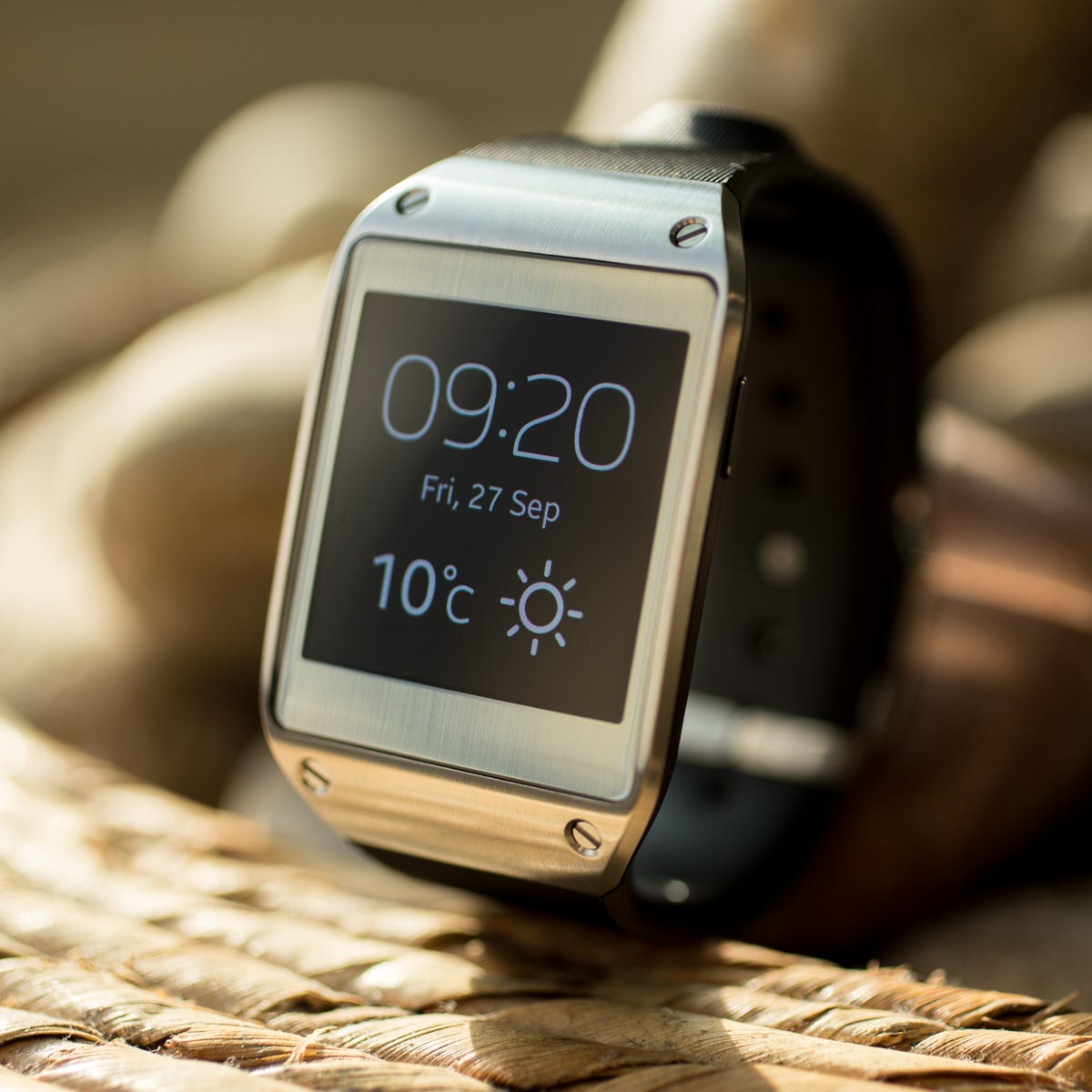 Samsung Galaxy Gear новинки 2023 года. Старый смарт часы ремонт. Часы самсунг звонки