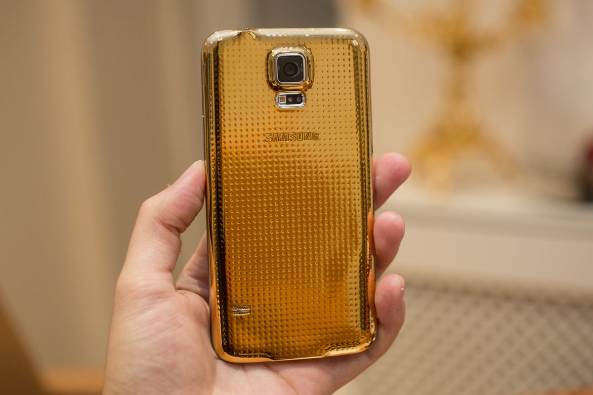 iphone-6-gold-plate.jpg