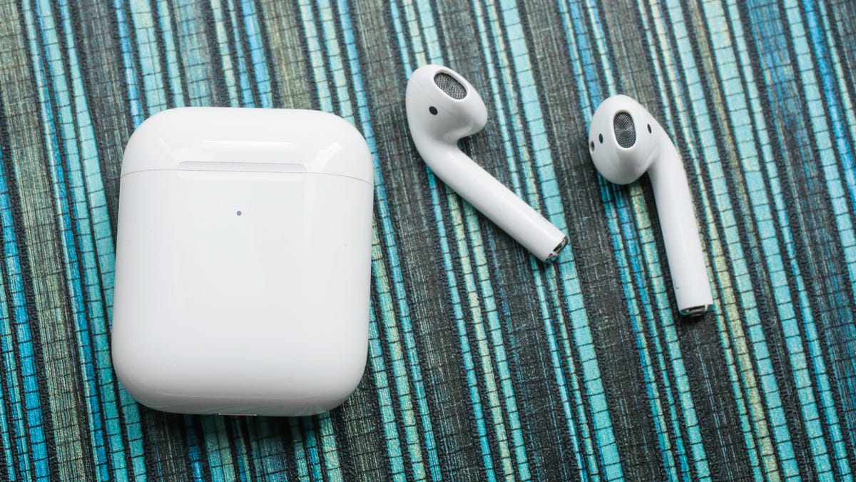 Apple Airpods (2nd generation)