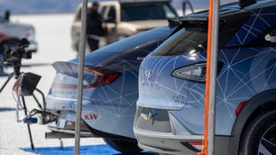 Hyundai Sonata Hybrid and Nexo fuel cell land-speed record attempt
