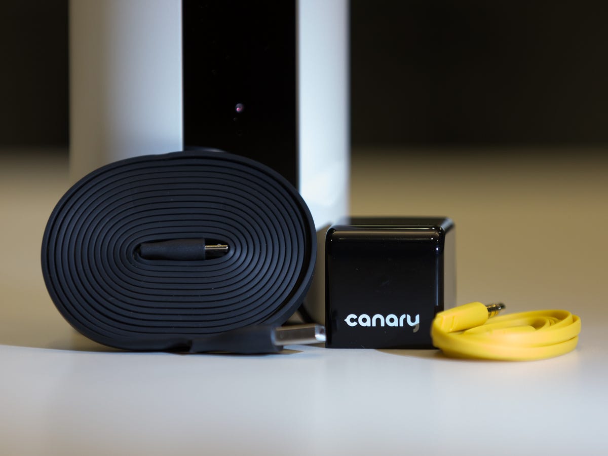 canary-smart-security-product-photos-2.jpg