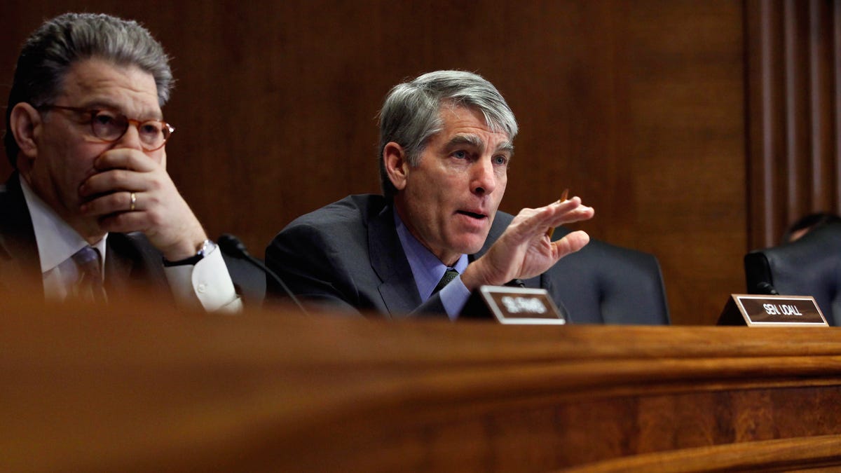 U.S. Senator Mark Udall says Americans' "right to be free from 'unreasonable searches and seizures' applies regardless of whether it involves a letter stored in a desk or an email stored online."