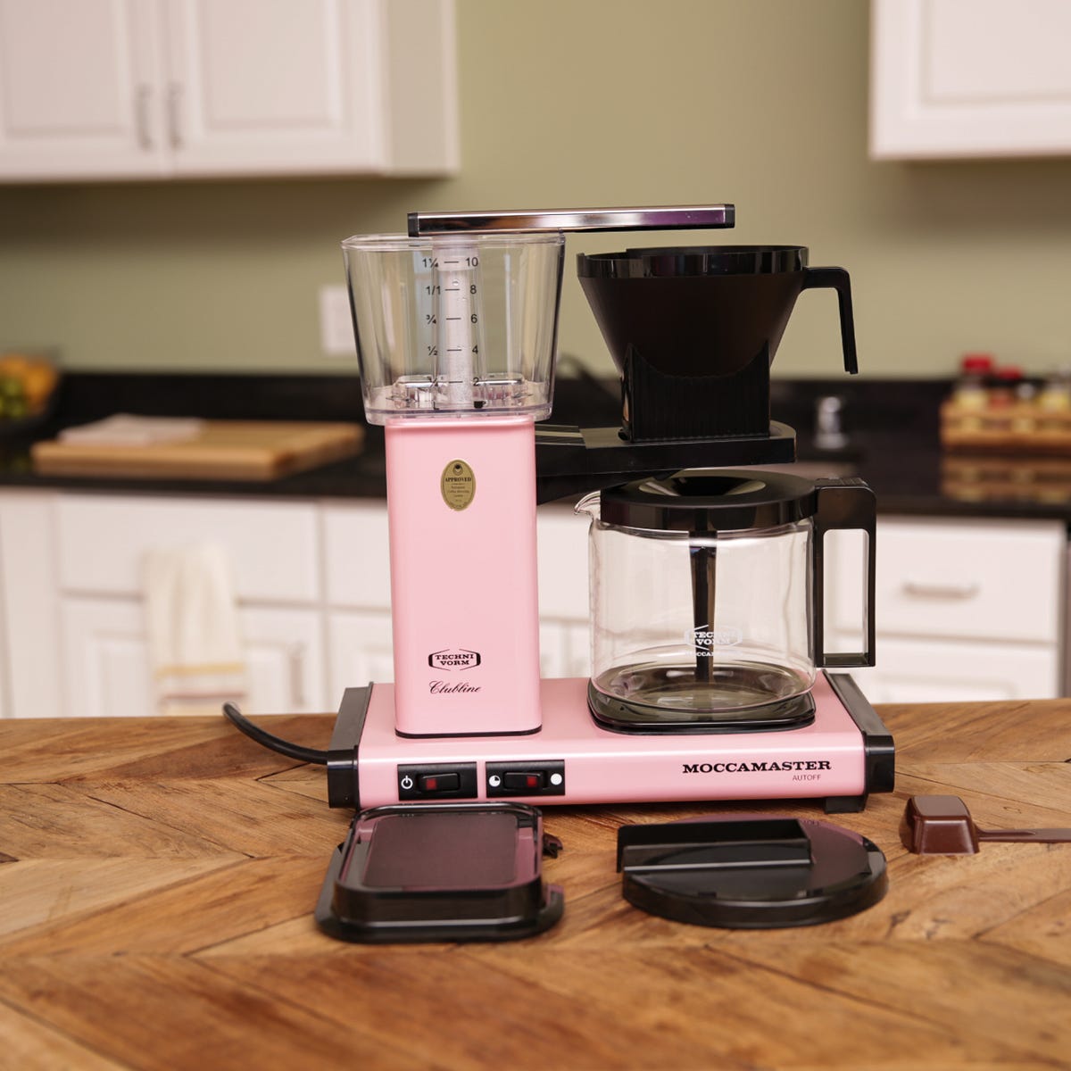 stribet At placere gnist Technivorm Moccamaster KBGC 741 AO review: Premium, colorful coffee machine  doesn't fulfill its potential - CNET