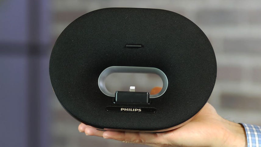 Sizing up Philips DS3205 iPhone 5 speaker dock