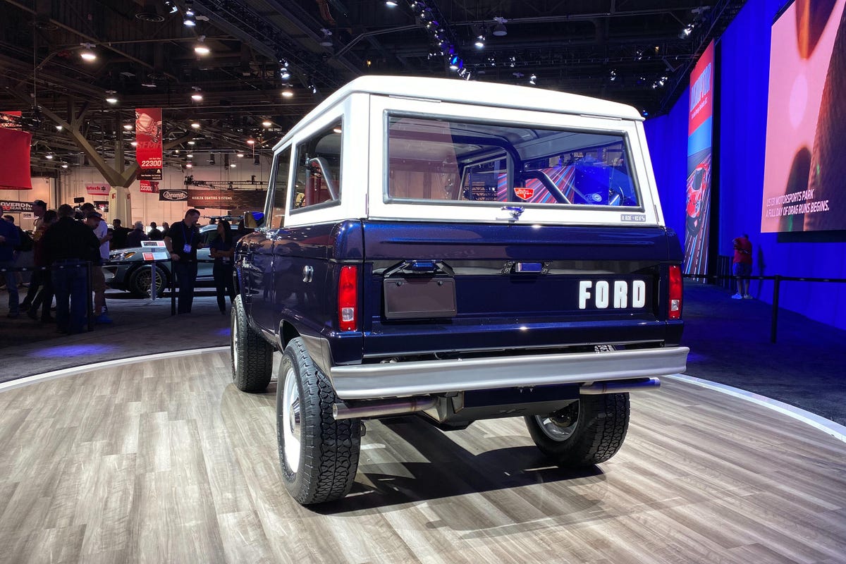 1968 Ford Bronco with GT500 engine