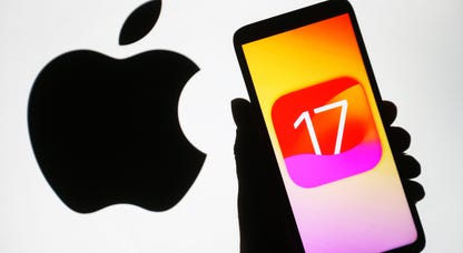 The Apple logo next to a smartphone with the number 17 on the screen