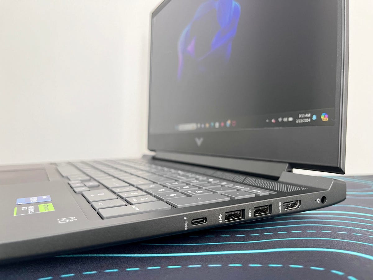 Right side ports on HP Victus 16 budget gaming laptop