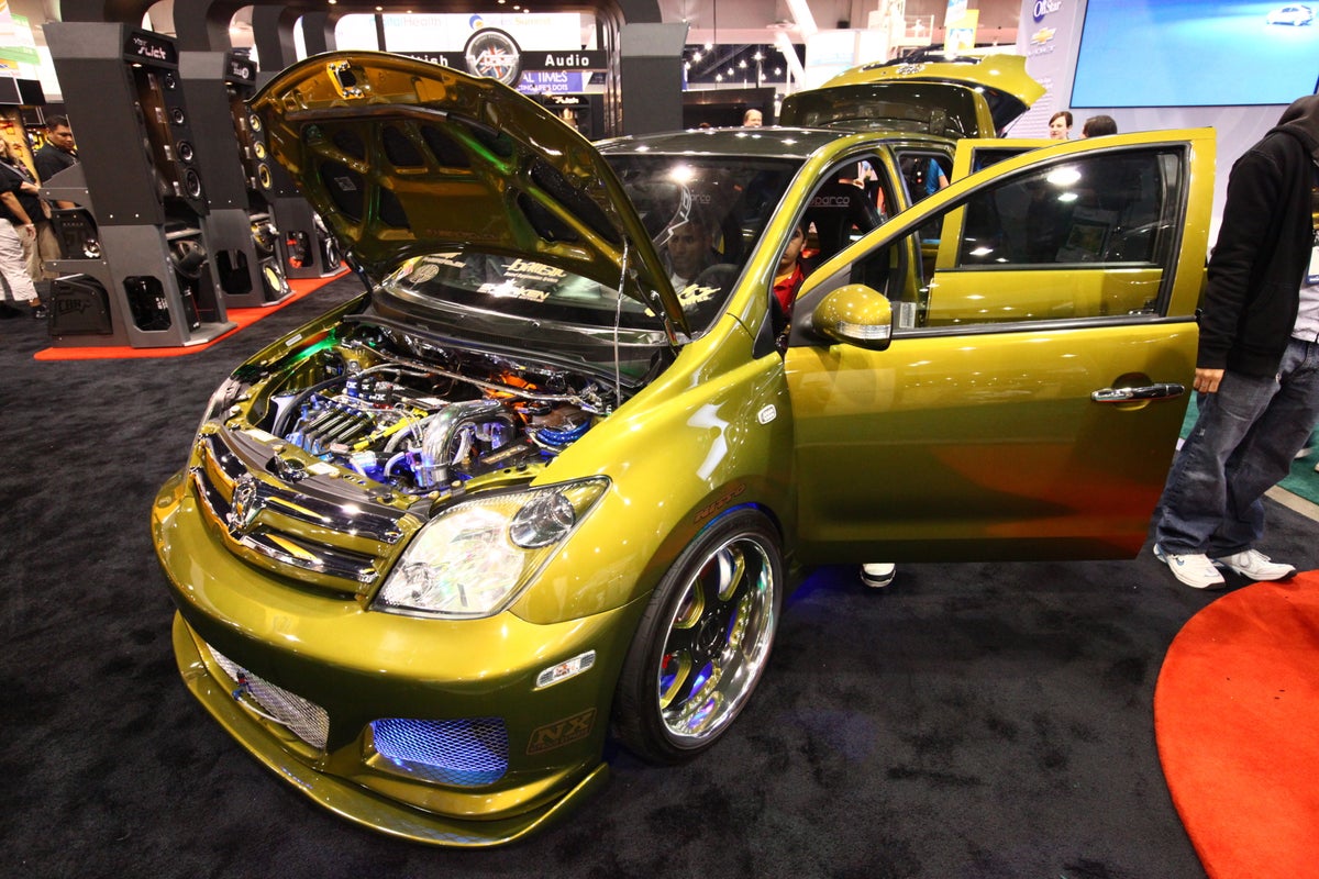 2010CES_NorthHall_Vehicles_CNET_010710_06.JPG