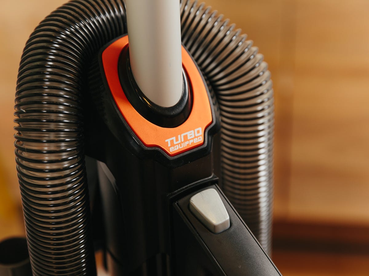 electrolux-eureka-brushroll-clean-vacuum-cleaner-product-photos-4.jpg