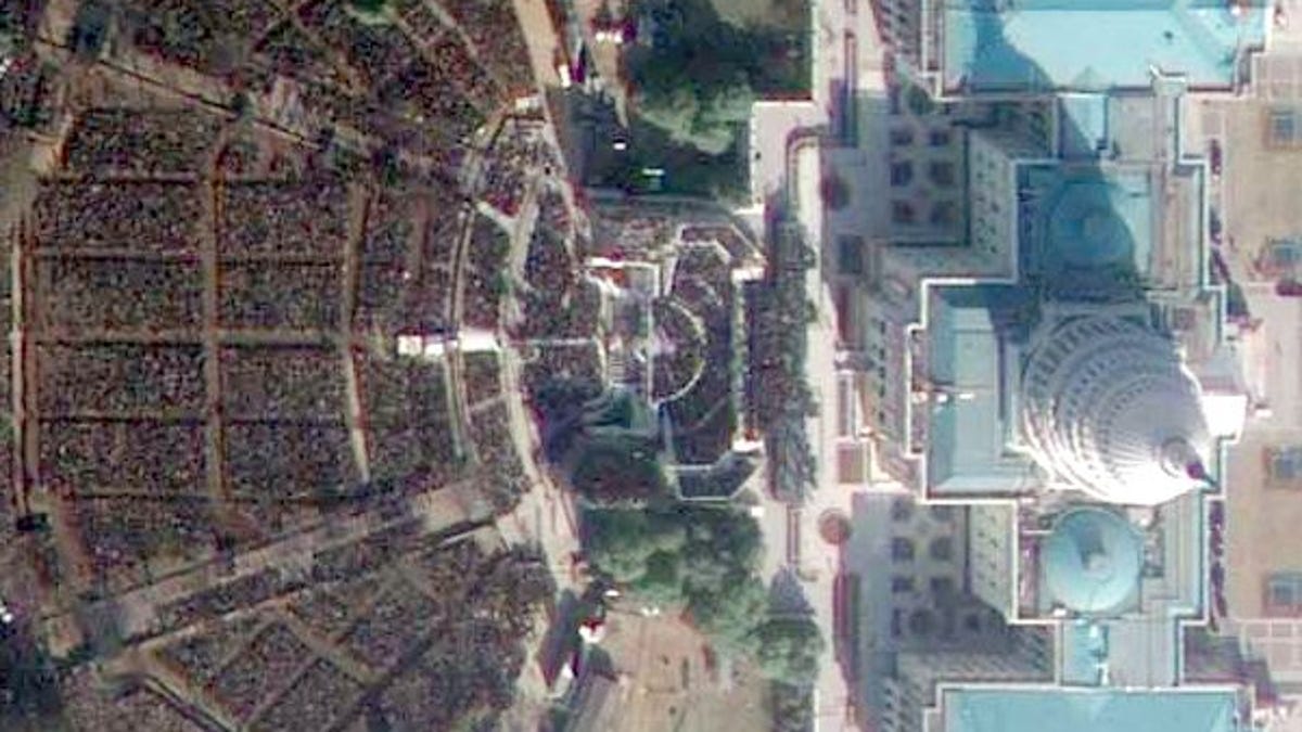 GeoEye-1 took this satellite photo of Barack Obama's inauguration ceremony.