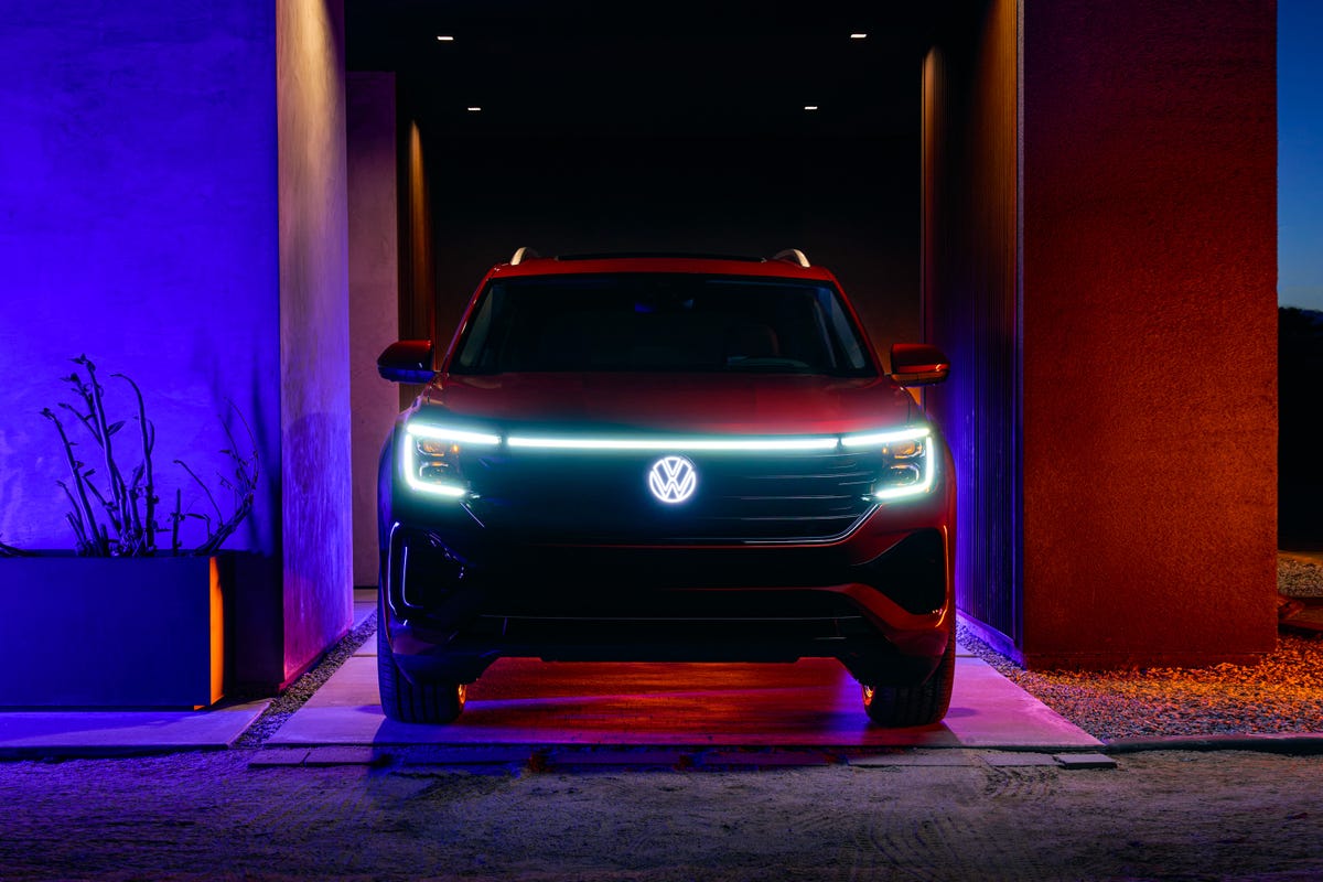 2024 Volkswagen Atlas SUV and Cross Sport