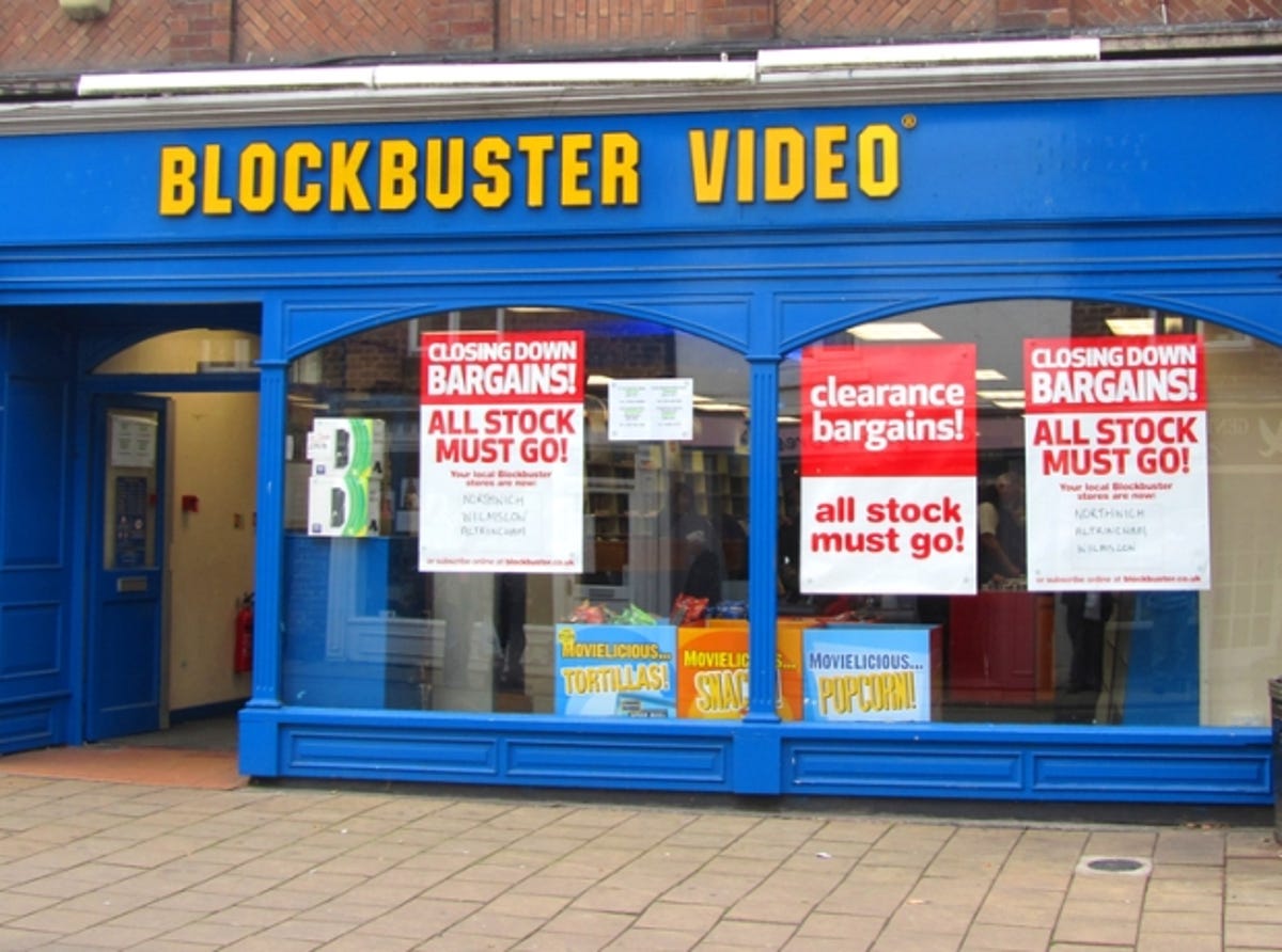 blockbuster-closing-sale.jpg