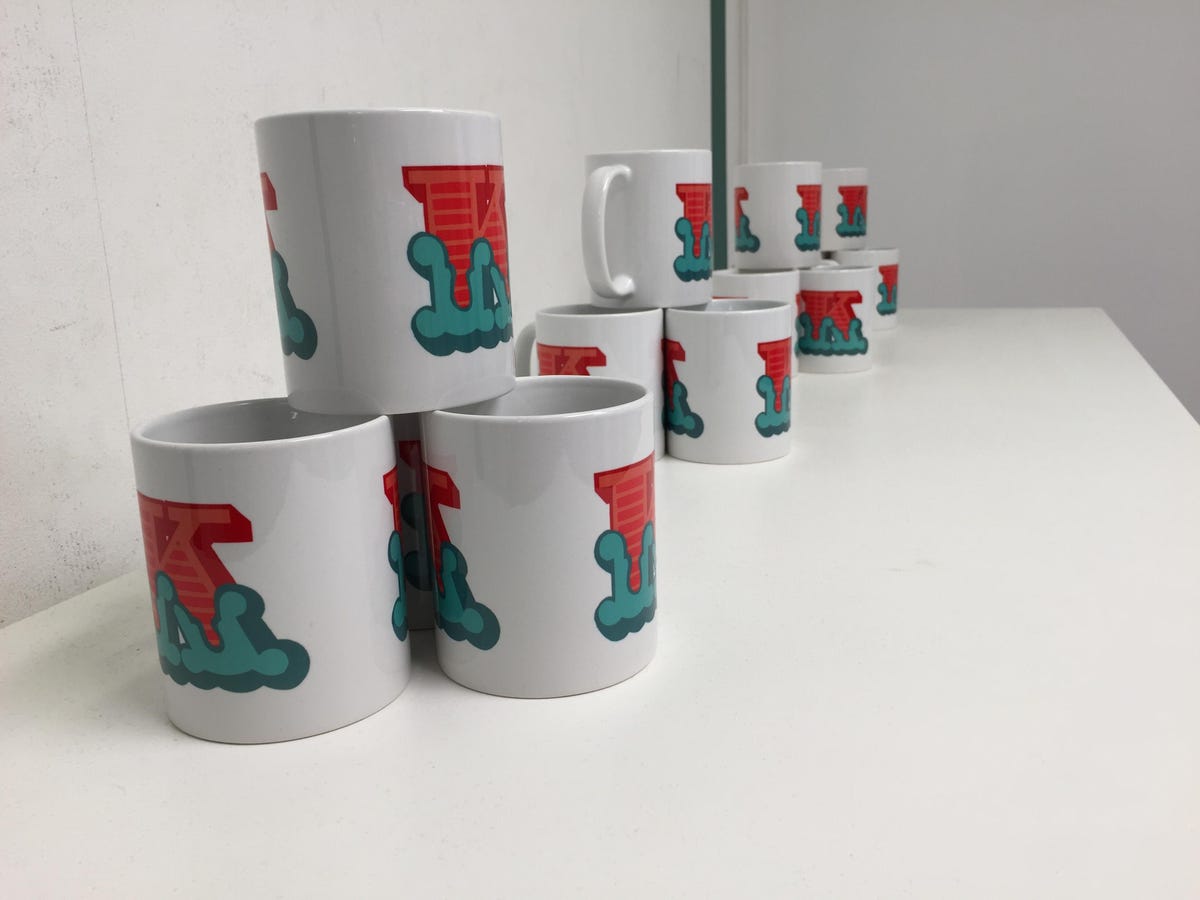 data-dollar-store-mugs