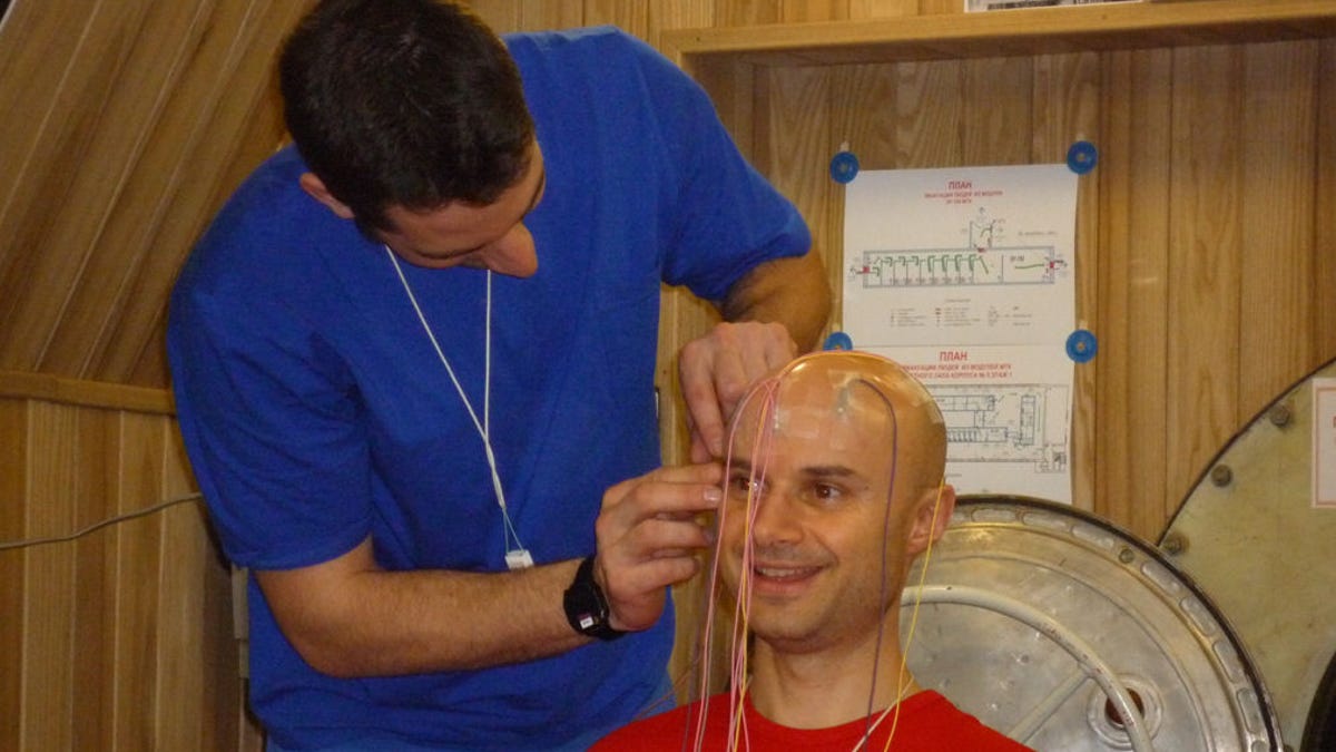 Cyrille Fournier and EEG wiring