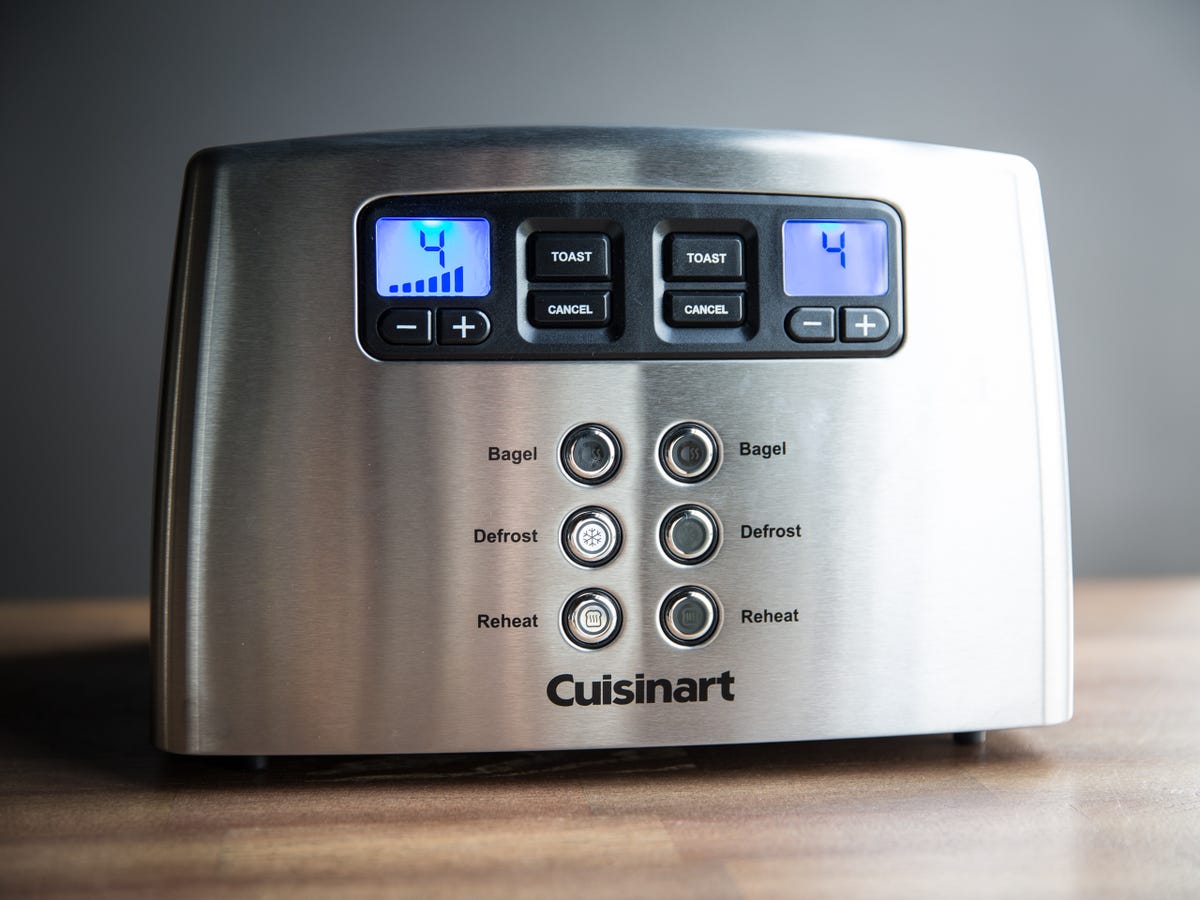 Cuisinart CPT-440 Motorized Metal 4-Slice Toaster review: A steep price for  steady performance - CNET