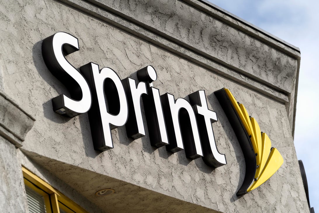 Sprint’s subscriber losses show why it needs T-Mobile lifeline