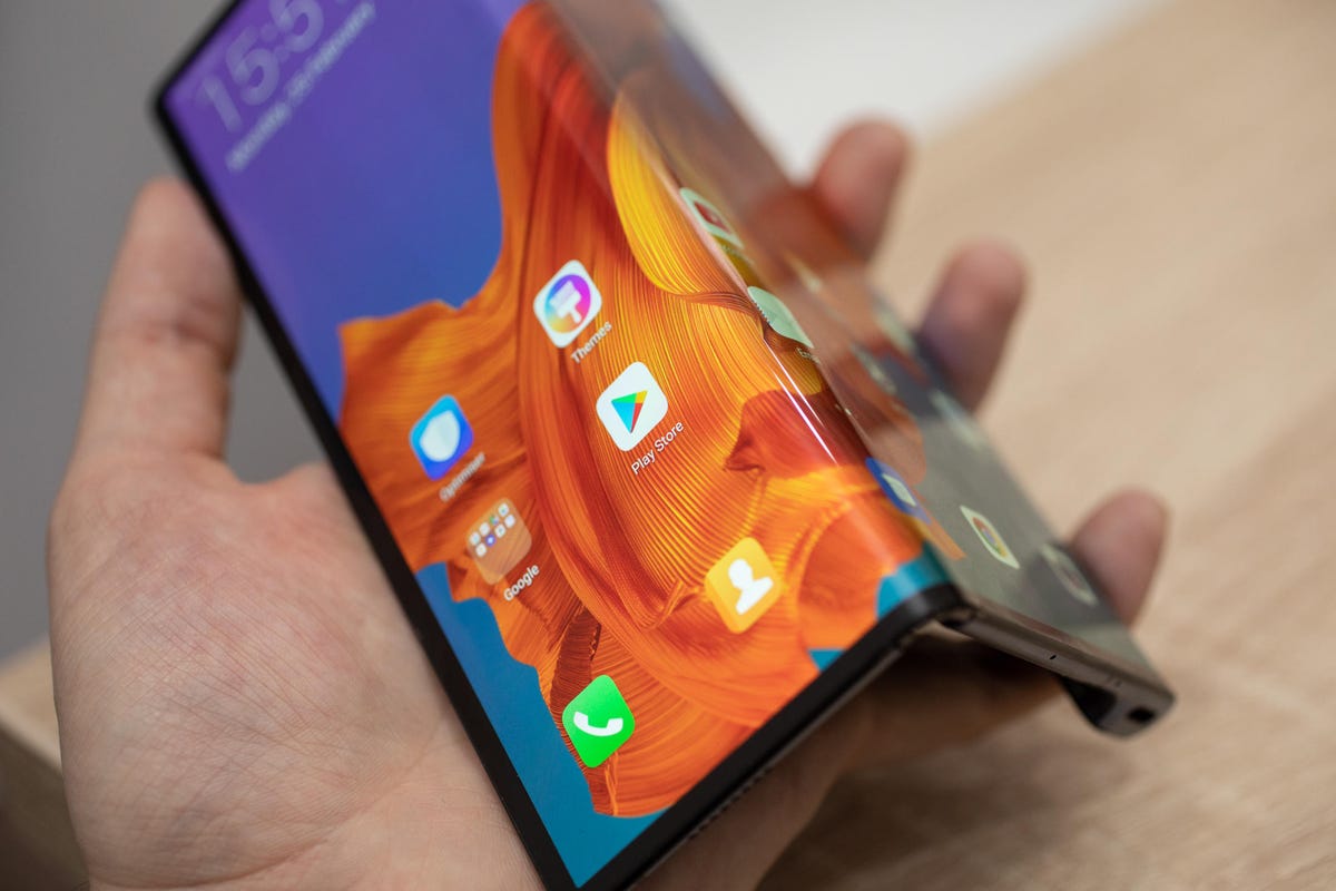 huawei-mate-x-hands-on-mwc-2019-38