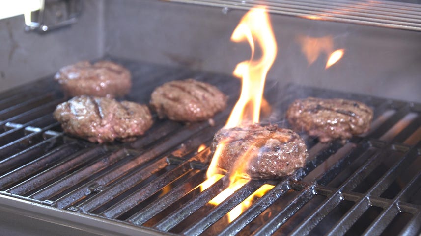 Testing gas grills at the CNET Smart Home