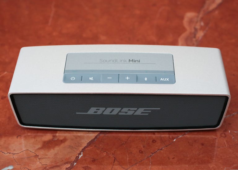 Bose_Bluetooth_Speaker_35781779_06.jpg