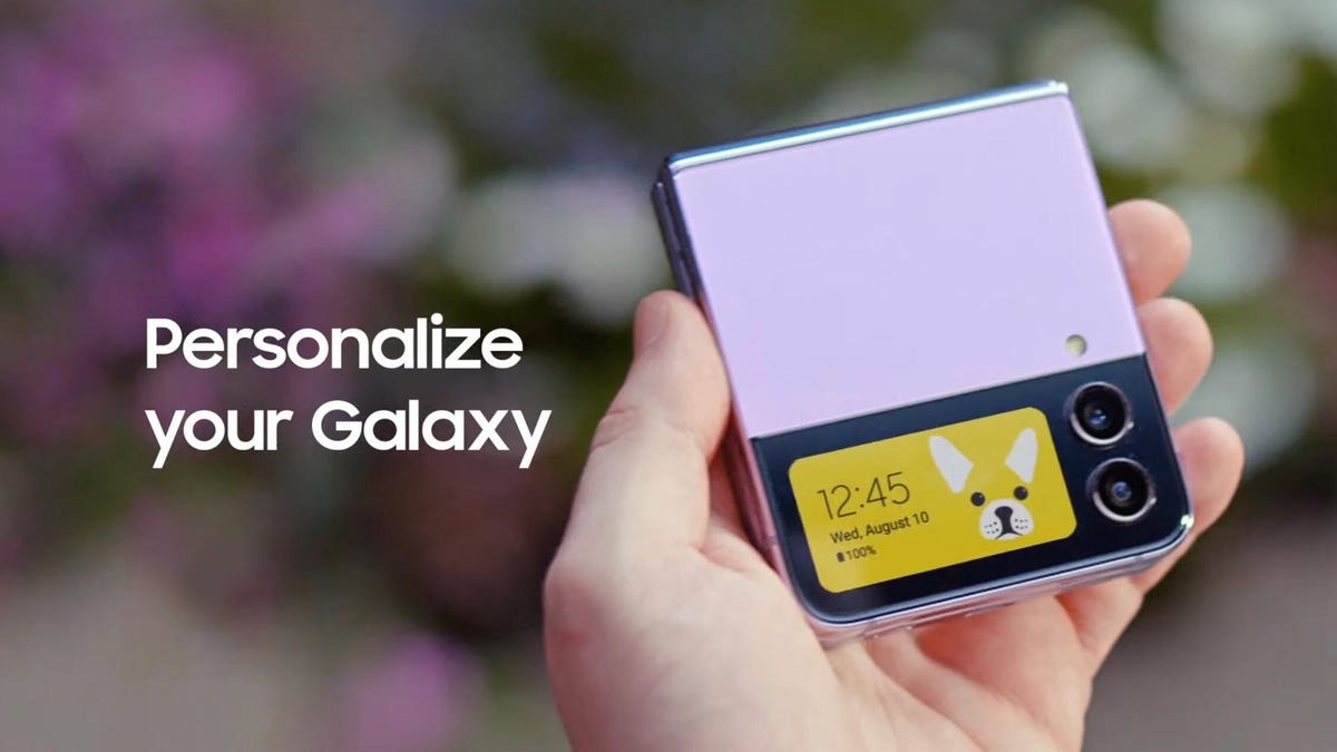 Personalize your Samsung Z Flip 4