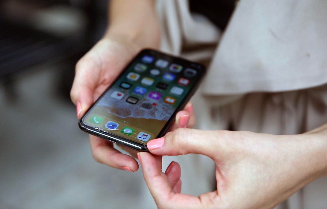 Lawsuits against Apple iPhone throttling seek class action