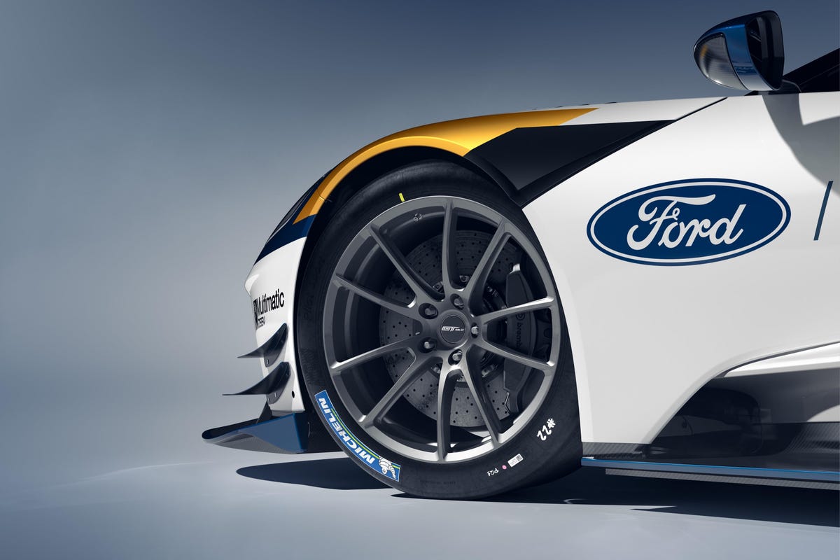 Ford GT Mk II wheel