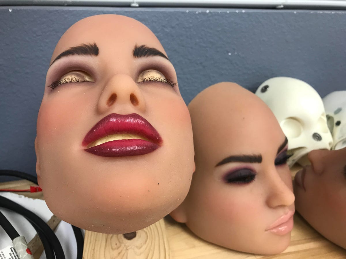 abyss-creations-realdolls-tour-faces
