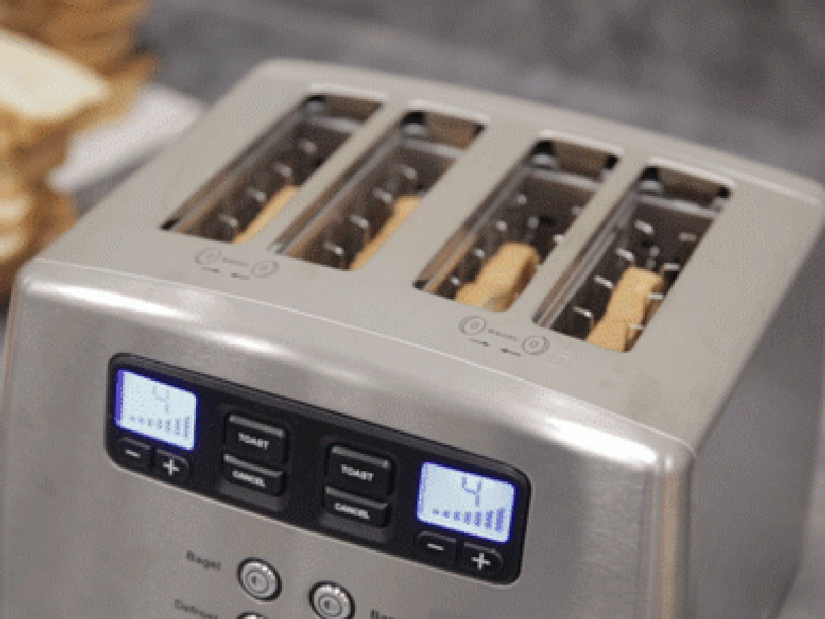 KitchenAid 4-Slice Manual Toaster review: Make toast slowly, with retro  looks - CNET