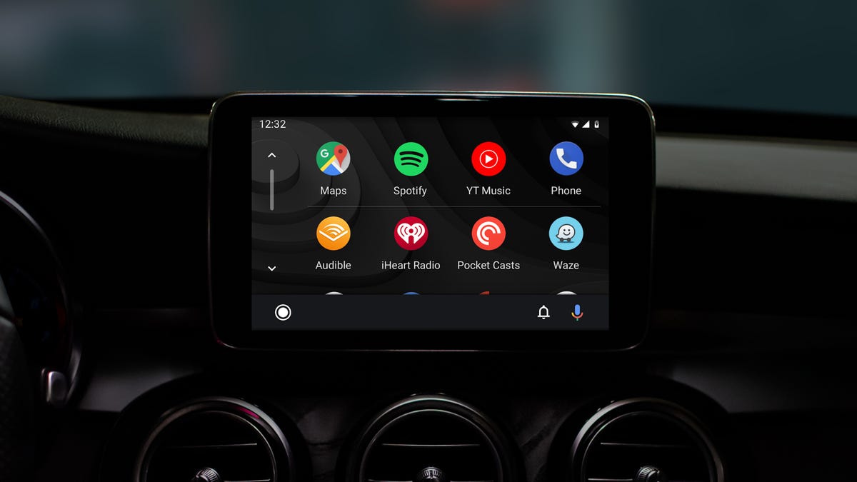 the-new-launcher-introduces-a-familiar-way-to-easily-discover-and-start-apps-compatible-with-android-auto