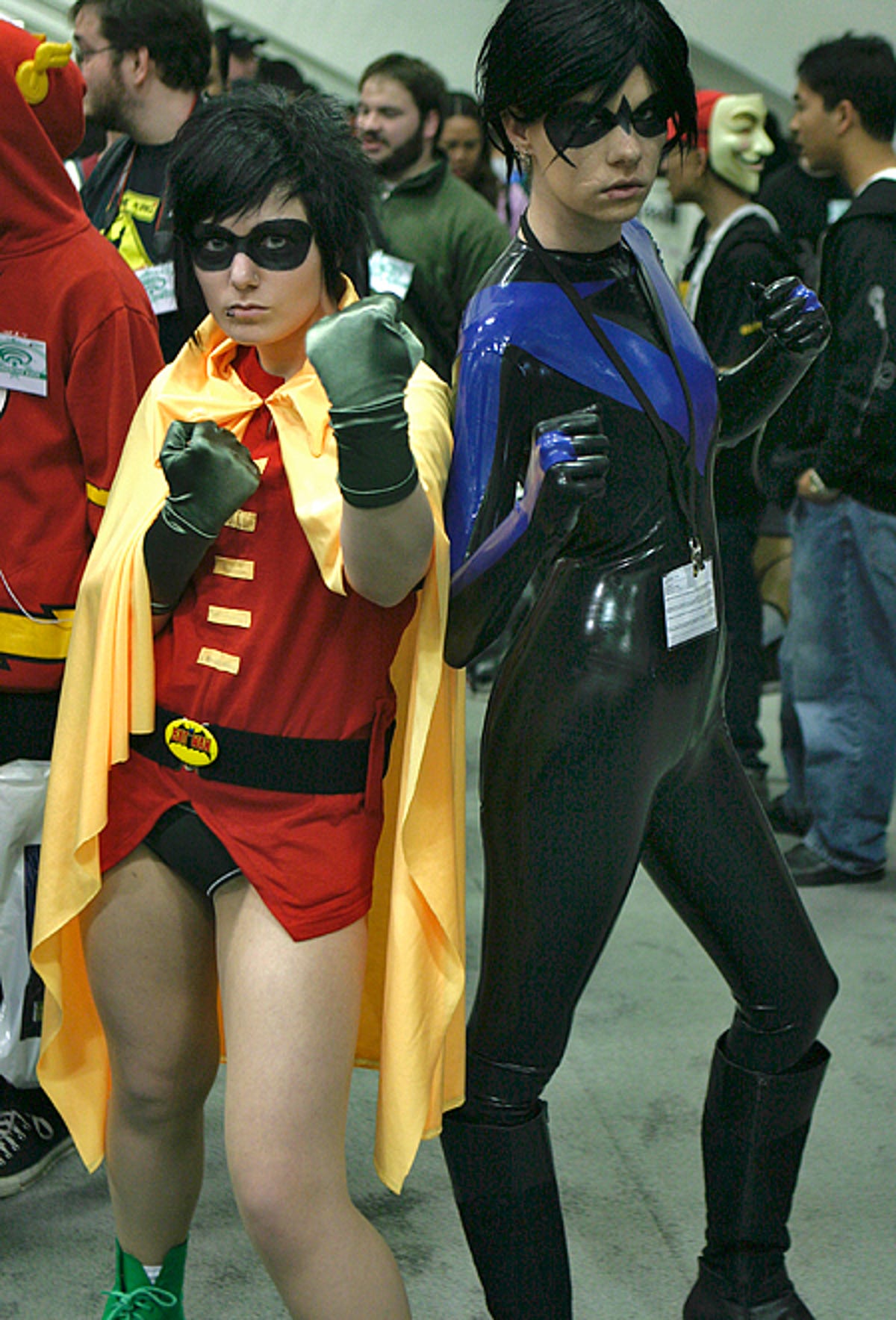 20090227-cosplay-robin-nightwing-sm.jpg