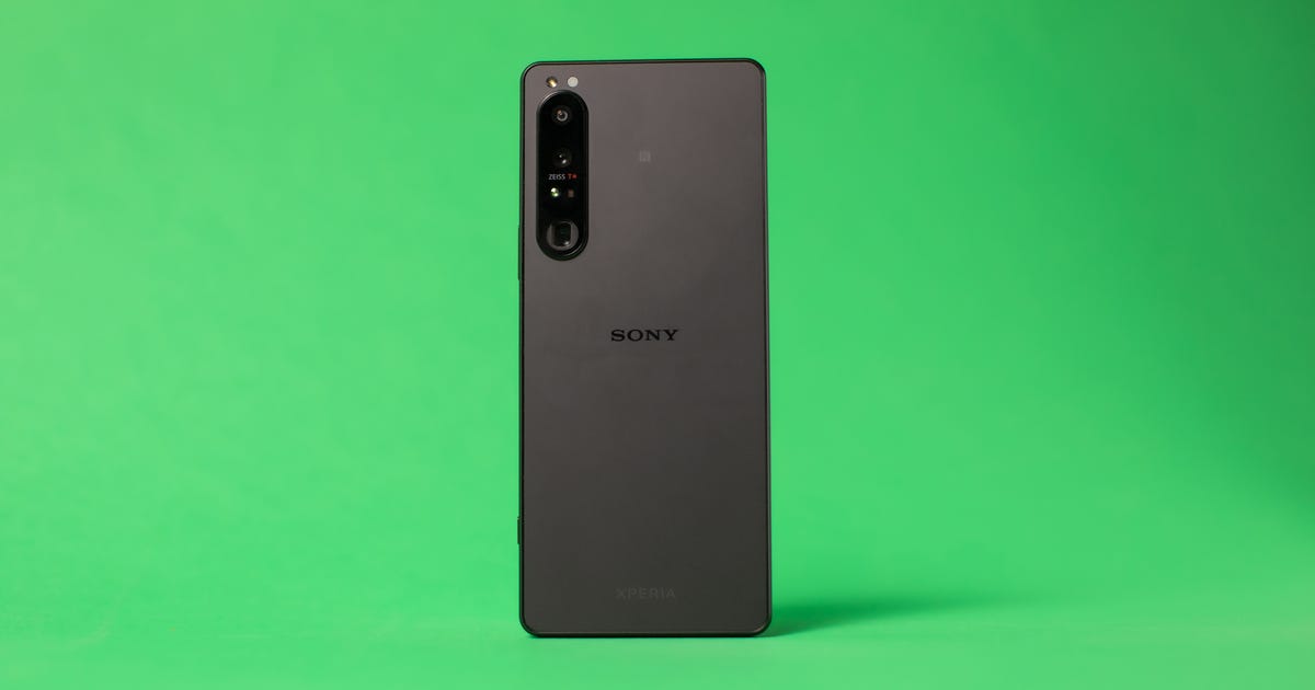 Sony Xperia 1 IV Has a 4K Display and an Actual Zoom Lens     – CNET