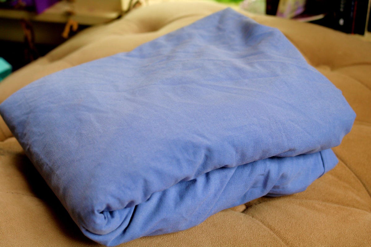 folded fitted sheet