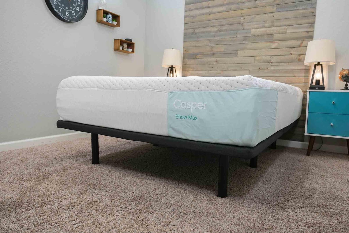 casper-snow-max-hybrid-mattress-jg-3
