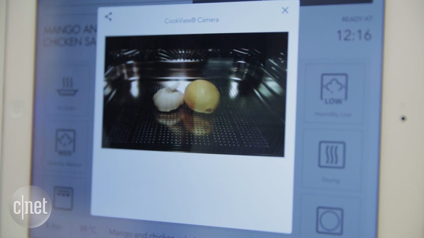 Relax and watch your oven on your smartphone
