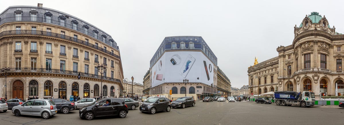 Apple store and Paris Opera