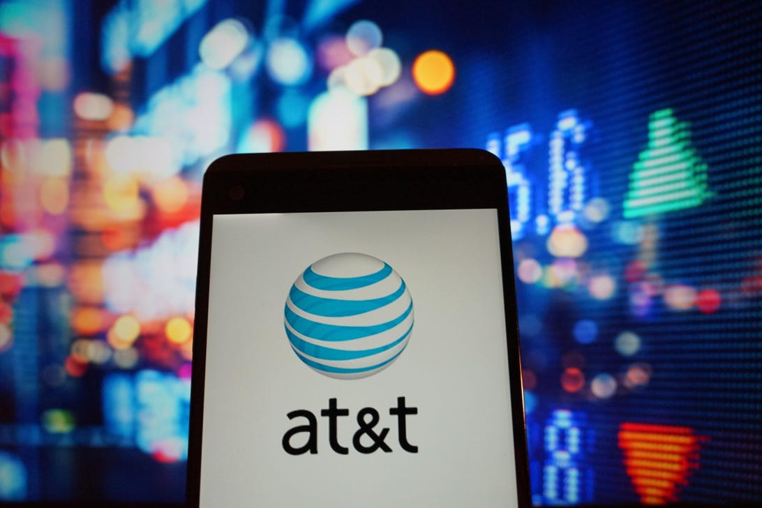 AT&T promo saves you  on its prepaid unlimited data plan