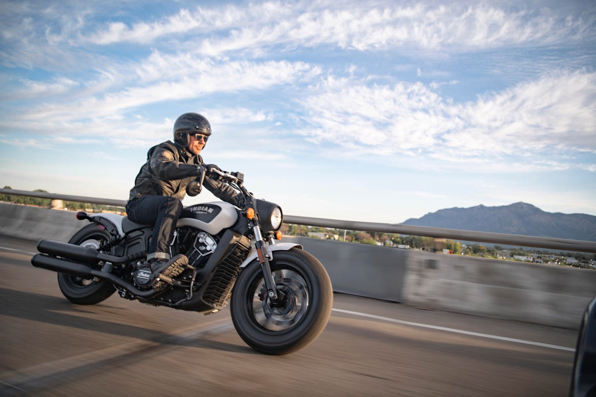 2019 Indian Scout gets new safety tech and a USB charger - CNET
