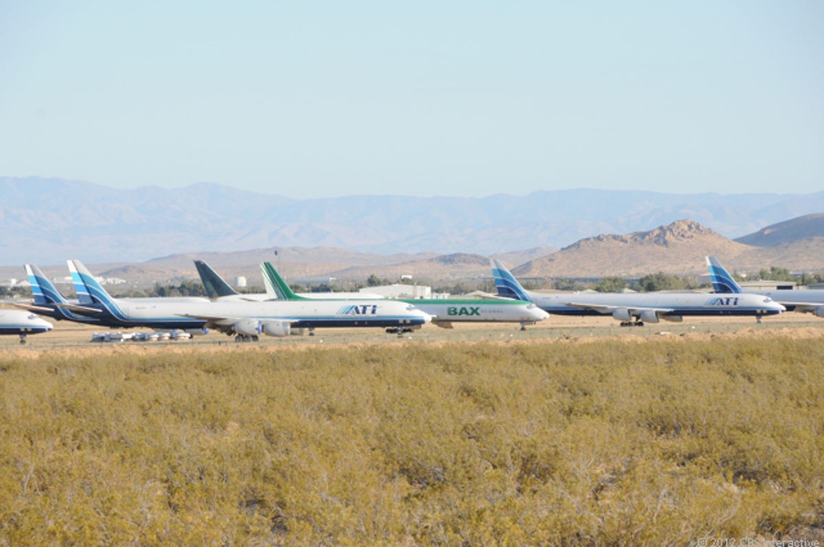 DC-8s_at_Mojave.jpg