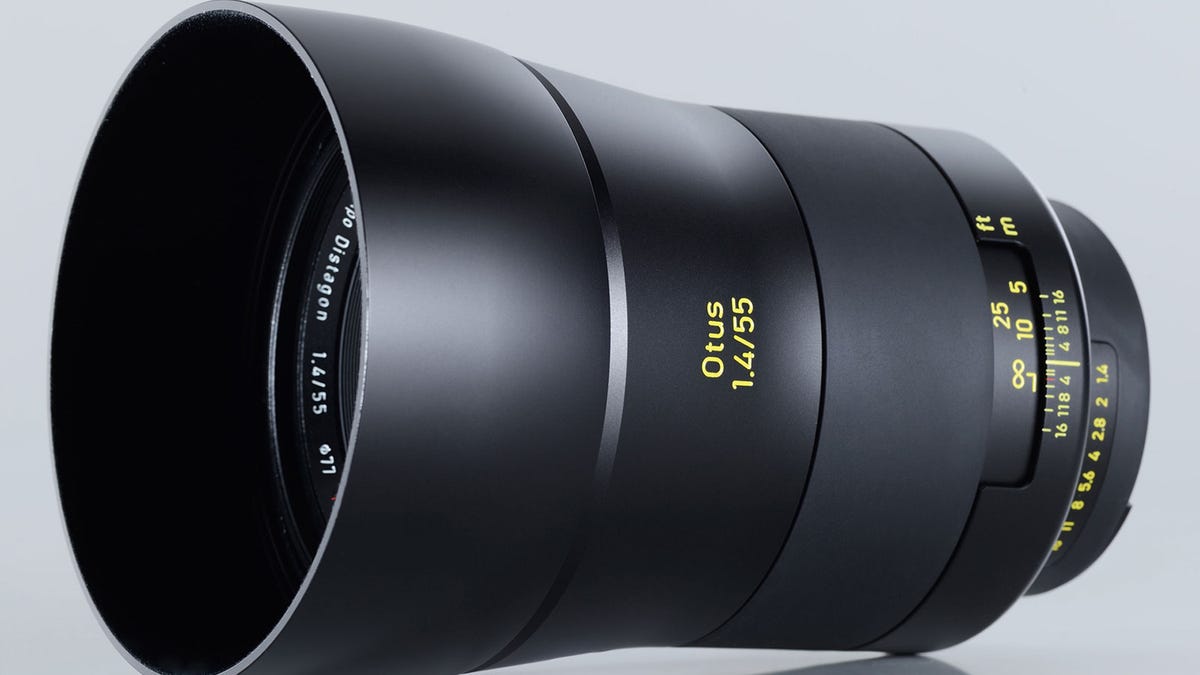 The $4,000 Zeiss Otus 55mm f1.4 lens delivers outstanding sharpness.