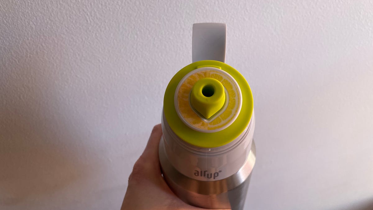 The Air Up Water Bottle Uses Smell to Make Water Tastier. Here's My Verdict - CNET