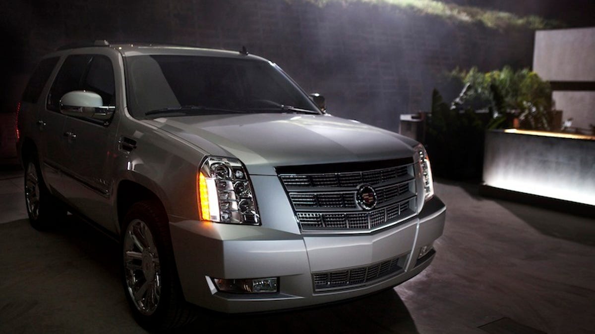 2011-Cadillac-Escalade-014..jpg